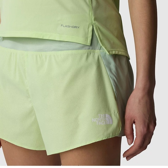THE NORTHFACE Summer LT 2.5” Shorts Astro Lime Size XXL NEW - Picture 12 of 12